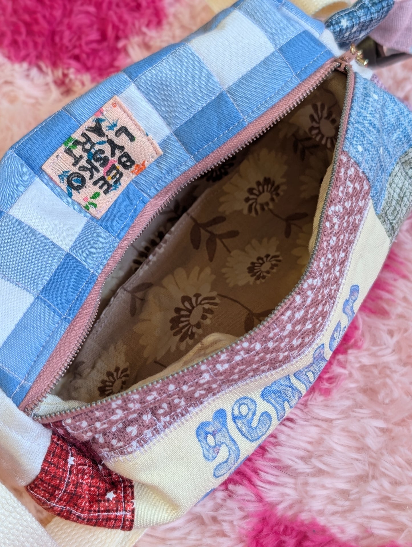 GAC SAVES LIVES - Quilted Slouch Bag