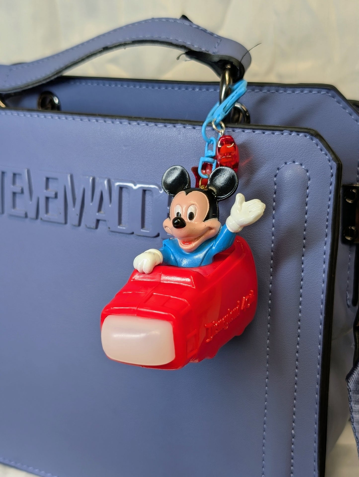 Magic Mouse Viewfinder