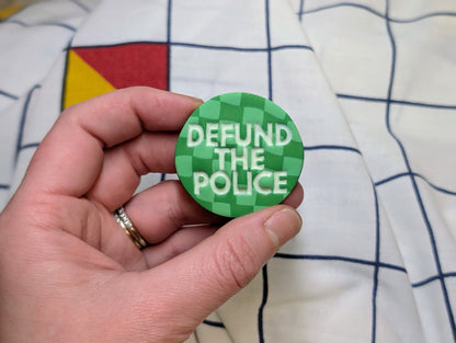 DEFUND THE POLICE 🧲 - Green Checks