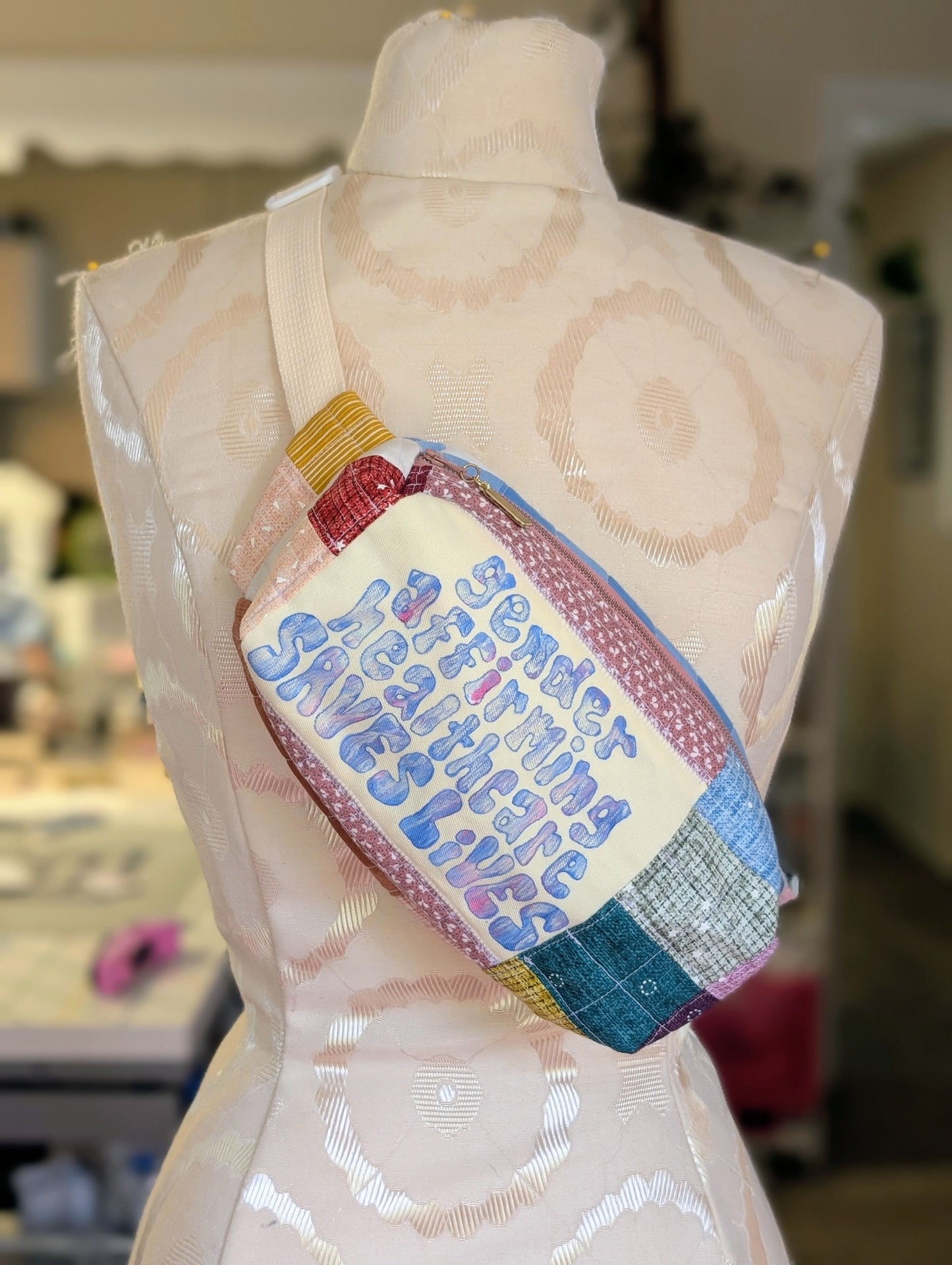 GAC SAVES LIVES - Quilted Slouch Bag