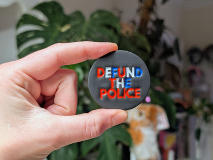 DEFUND THE POLICE 🧲 - RW&B
