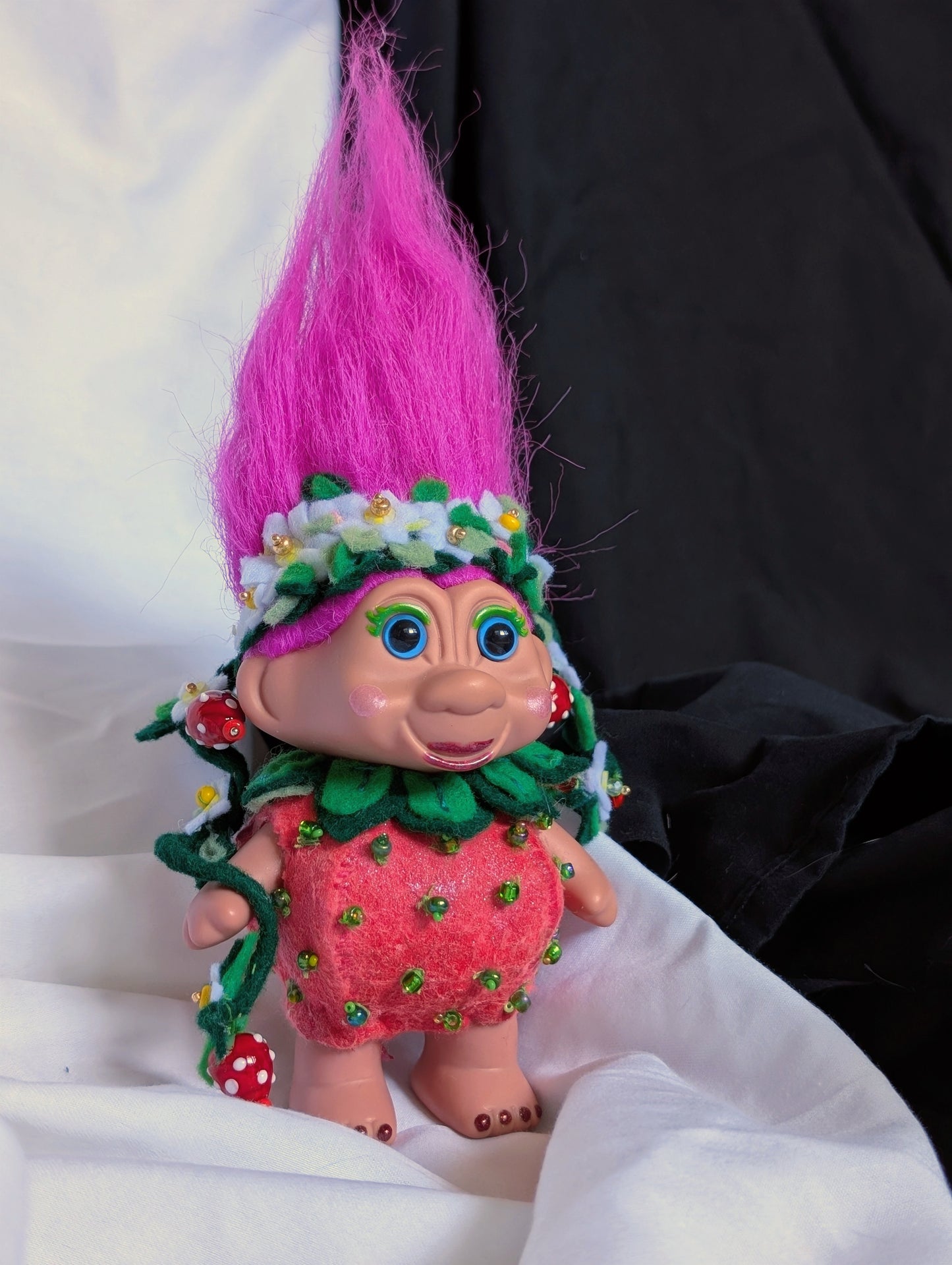 Very Berry - Troll Bag Charm