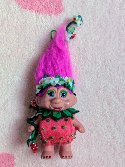 Very Berry - Troll Bag Charm