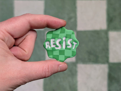 RESIST 🧲 - Green Checks