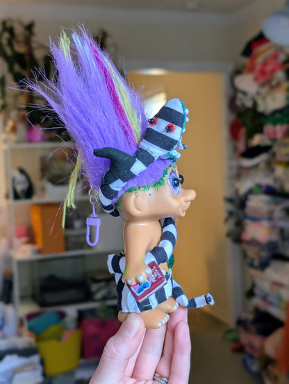 It's Showtime - Troll Bag Charm