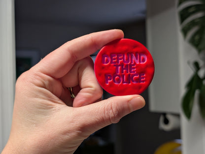 DEFUND THE POLICE 🧲 - Red & Pink