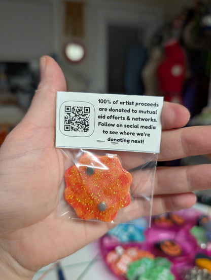 RESIST 🧲 - Orange Checks