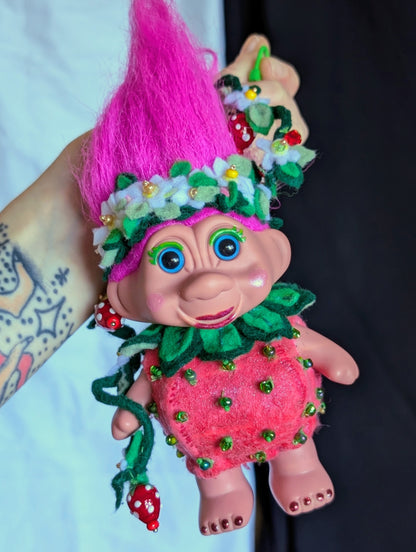 Very Berry - Troll Bag Charm
