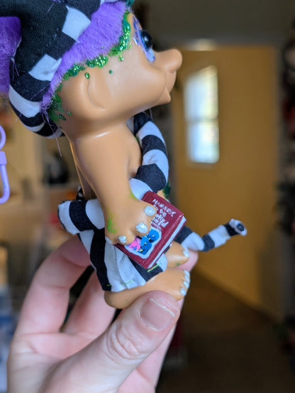 It's Showtime - Troll Bag Charm