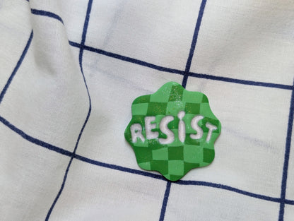 RESIST 🧲 - Green Checks