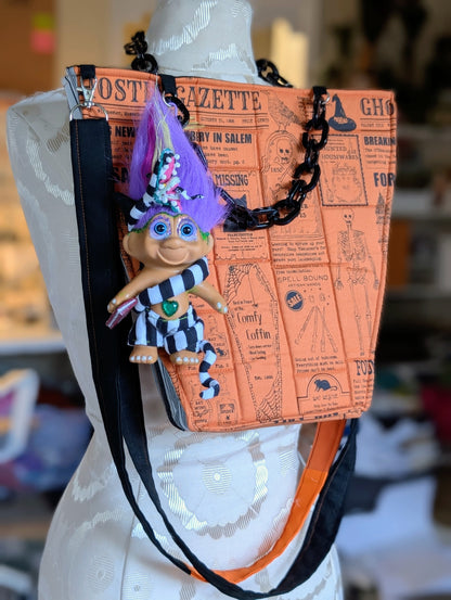 It's Showtime - Troll Bag Charm